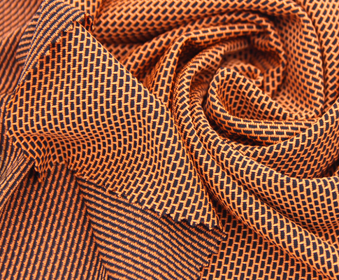 Double humidité Wicking de tissu tricotée de mélange de couleur par trame pour le T-shirts de sports