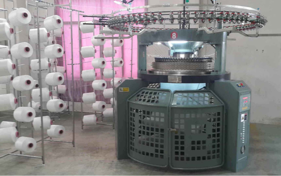 Machine à tricoter circulaire d'ouatine de corail automatique avec le système de alimentation de fil